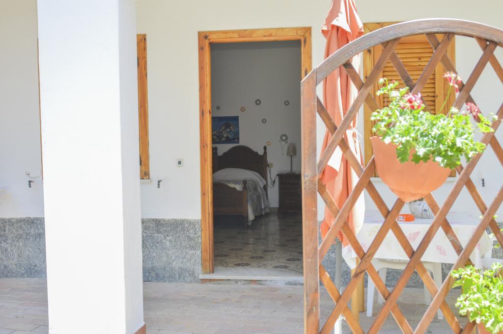 كازاميتْشيولا تيرمي Villa Erade المظهر الخارجي الصورة